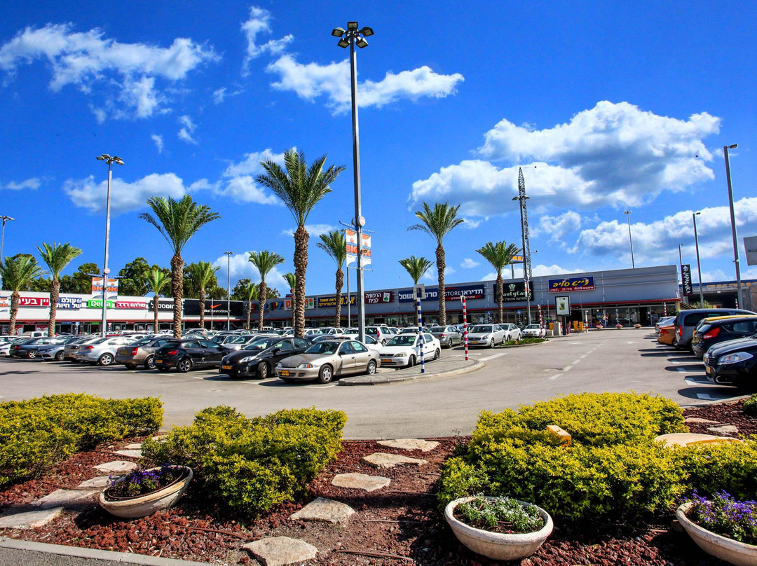 BIG Krayot Shopping Center景点图片