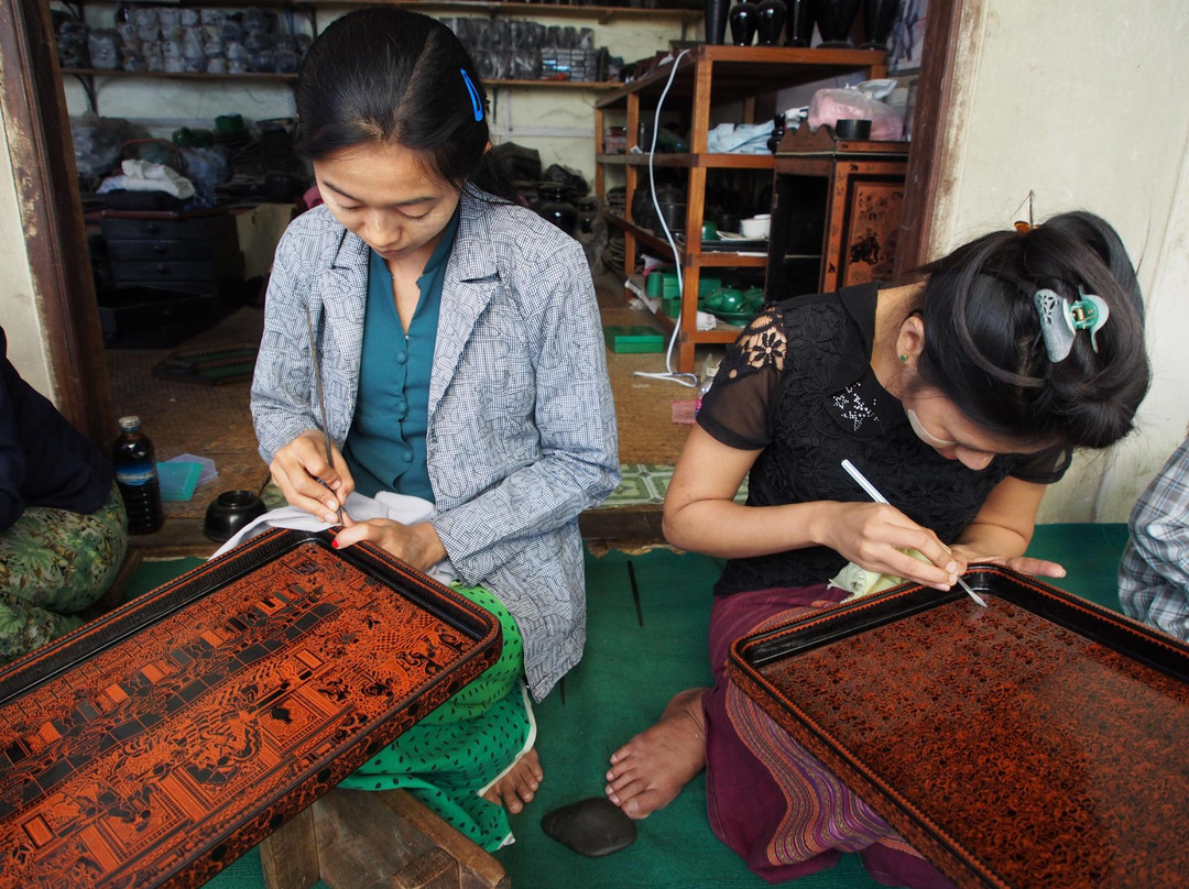 Shwe La Yaung Lacquerware Shop-Myin Ka Bar必去景点