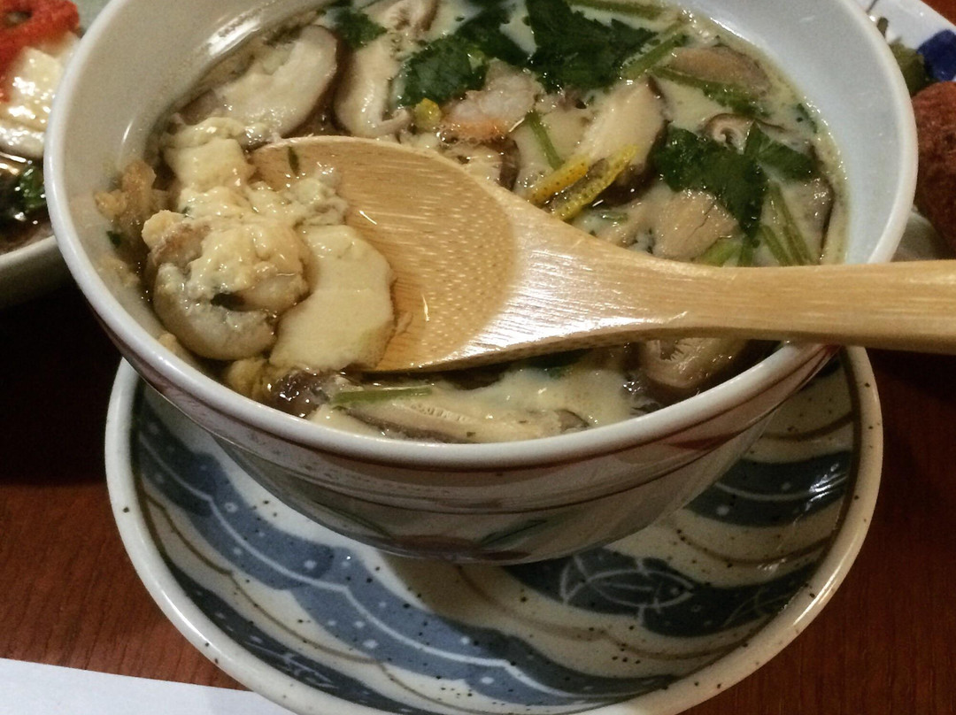 弥彦村餐馆和美食-Kamameshi Yahiko