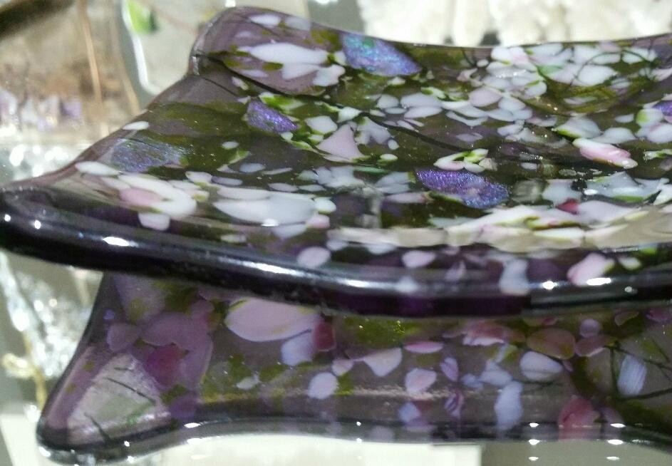 LAVA Art Glass Gallery & Studio-班伯利必去景点