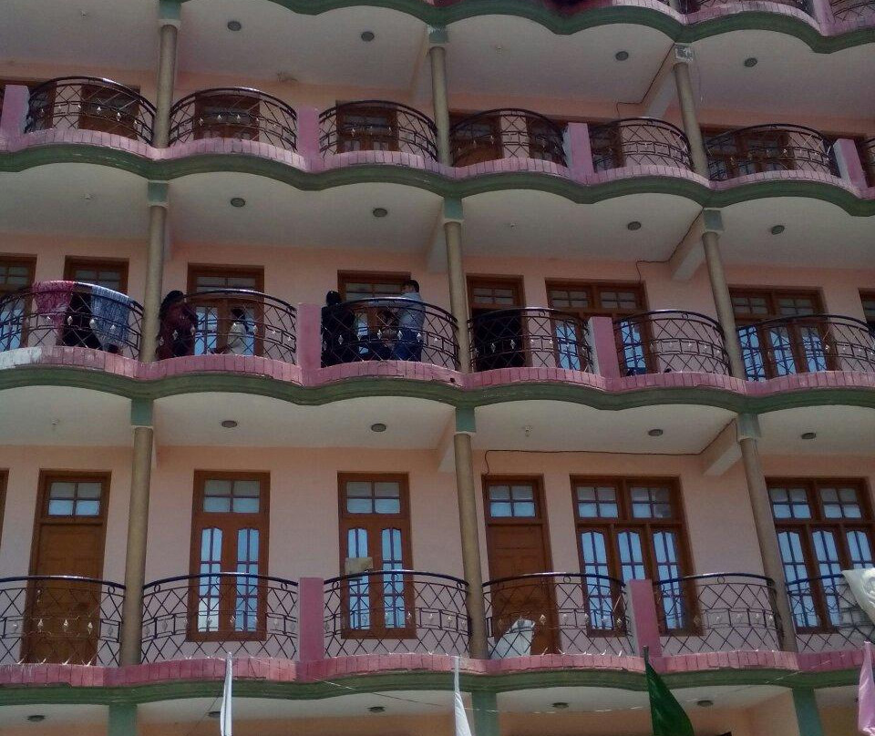 Snow view hotel