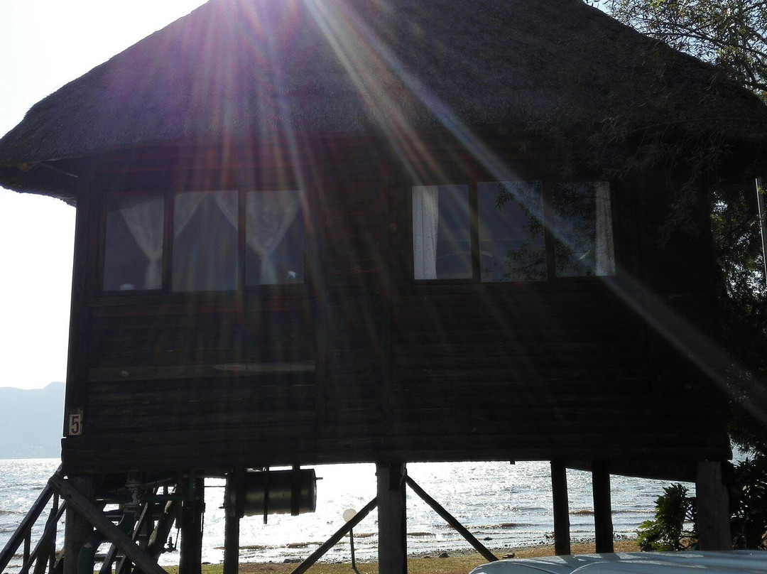 Eagle Waters Wildlife Resort-Broederstroom必去景点