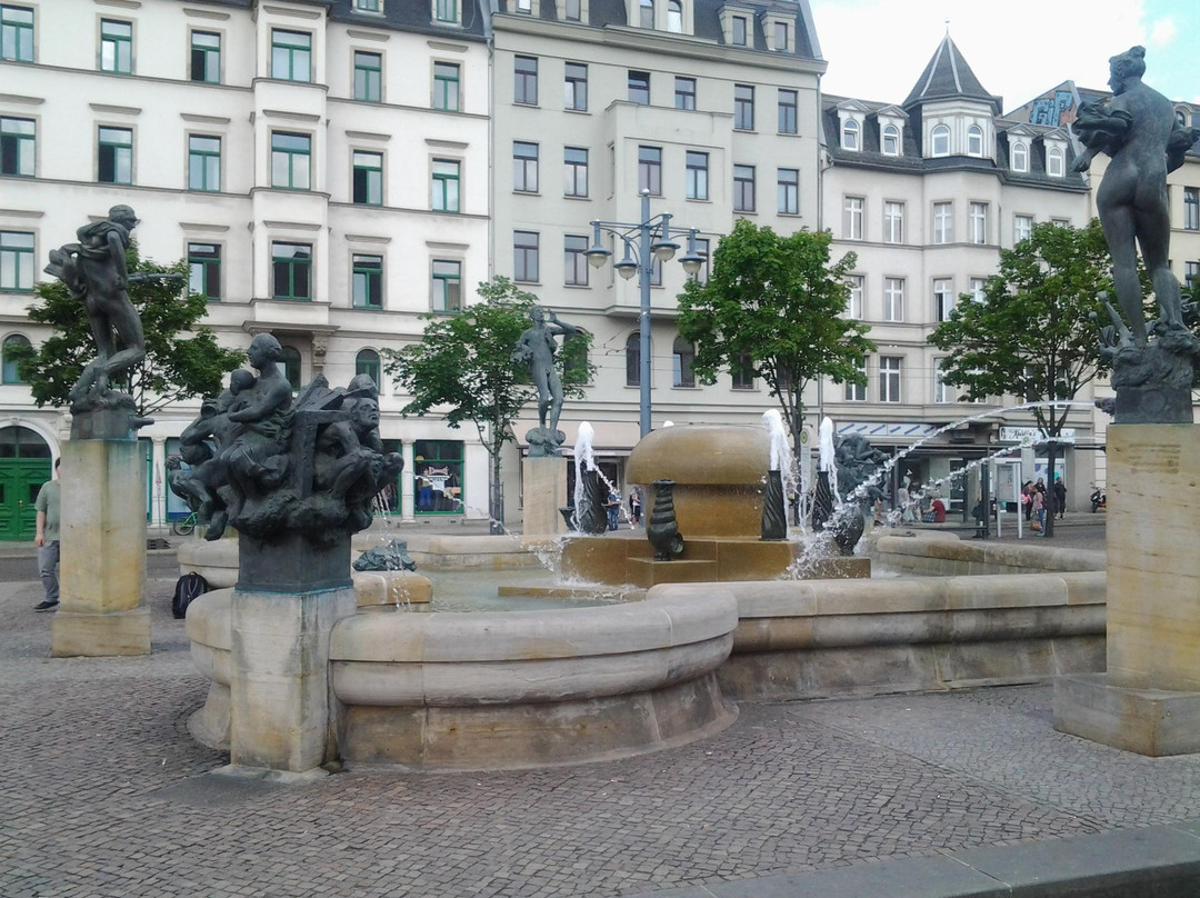 The Gobel Fountain-哈雷必去景点