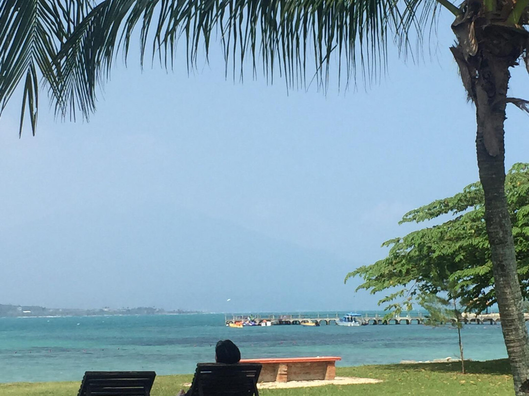 Kalianda Beach Resort主图