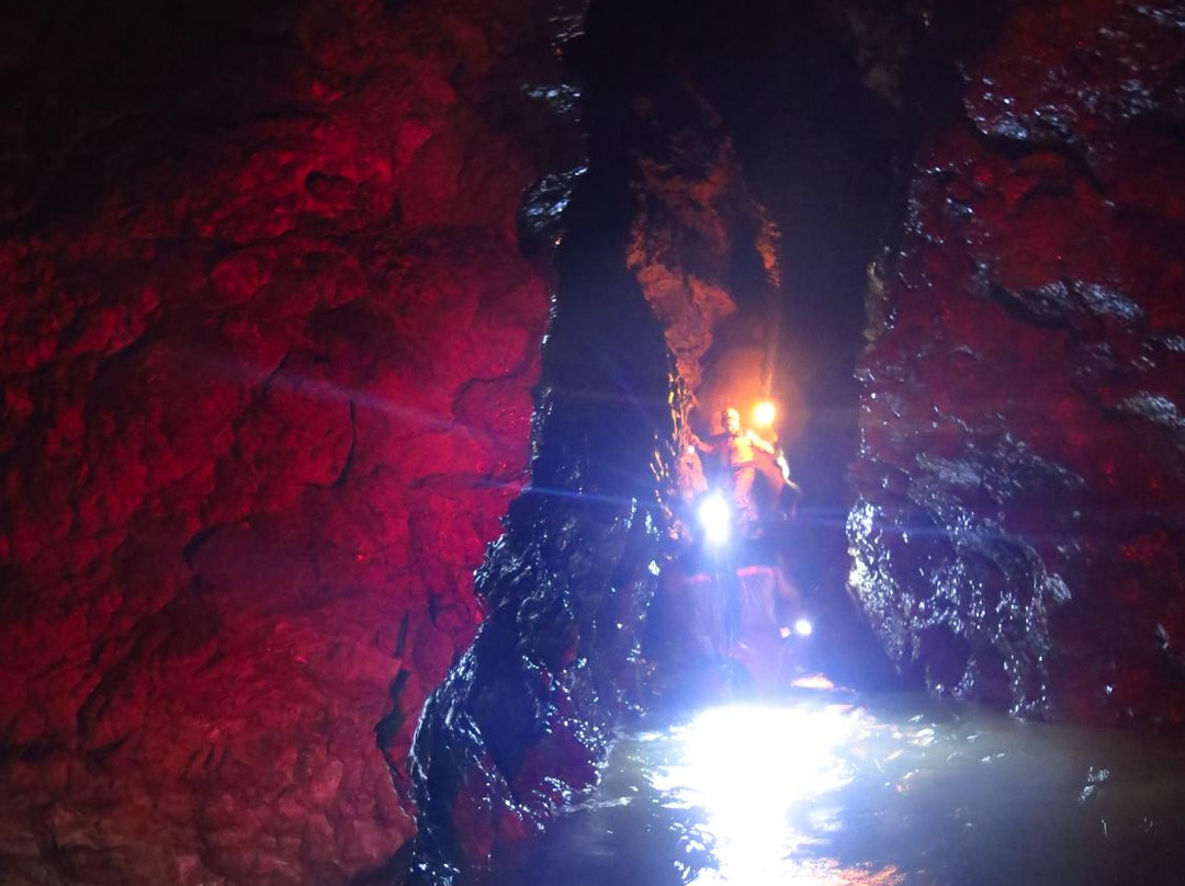 Buni Ayu Cave-苏加武眉必去景点