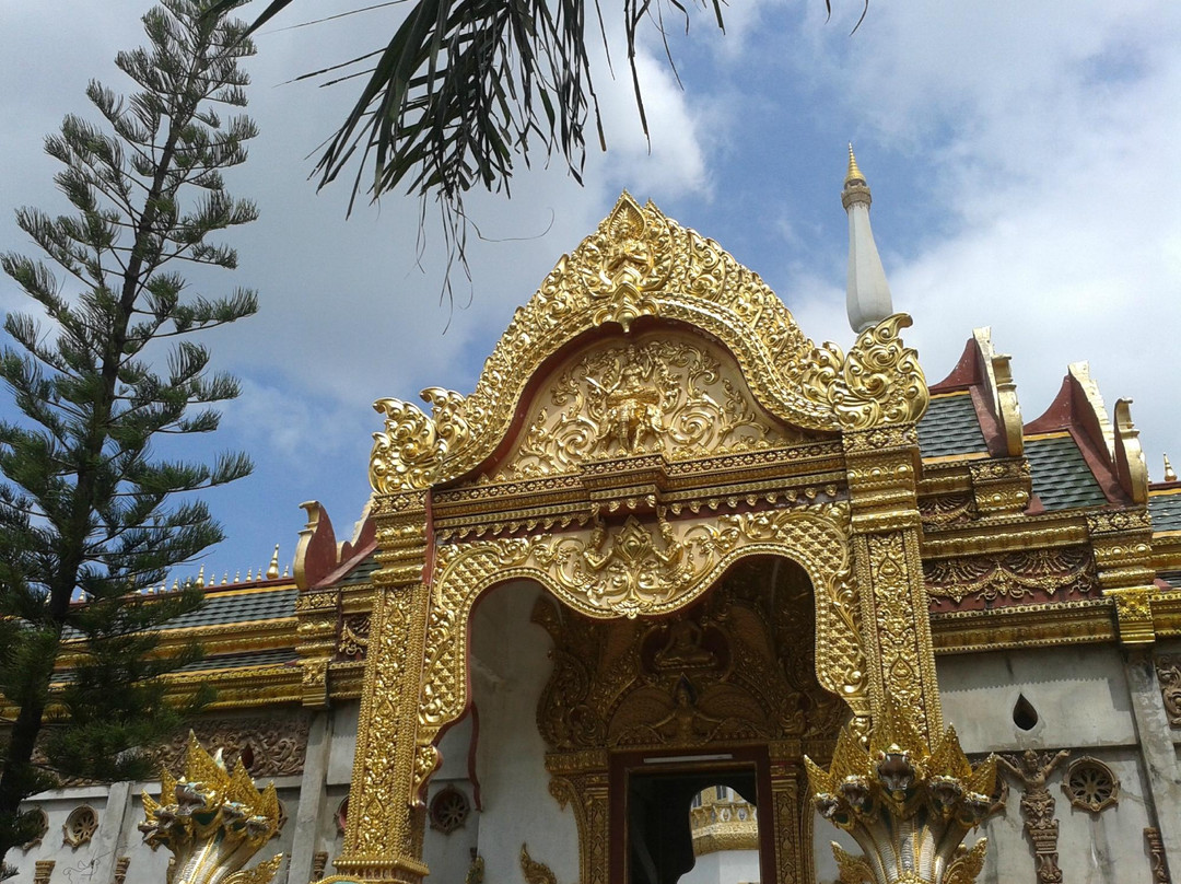 Pha Nam Yoi or Isan Buddhist Park景点图片