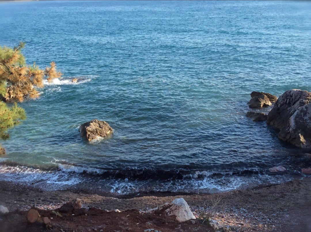Red Beach-Sutomore必去景点