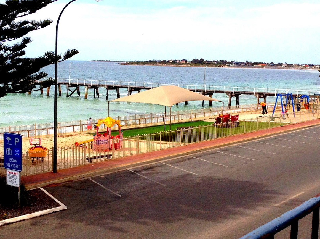 Seabreeze Hotel主图