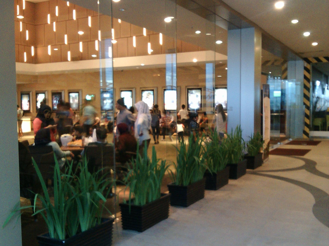 Hermes Place Polonia景点图片