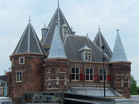 In de Waag夜店-阿姆斯特丹必去景点