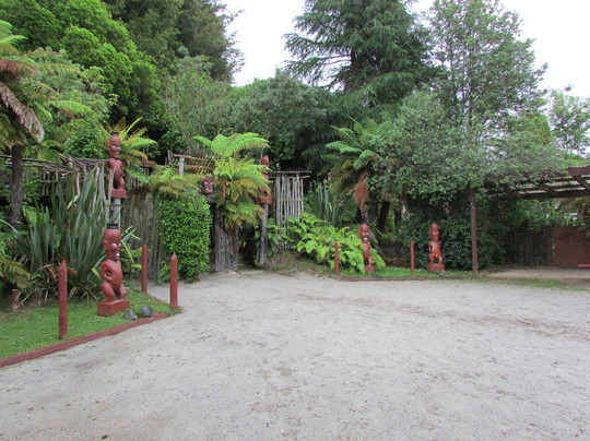 塔玛基毛利村寨-罗托鲁瓦必去景点