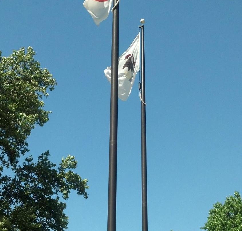 Plaza Square-Highland必去景点