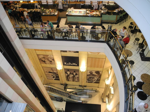 卡迪威百货公司-柏林必去景点