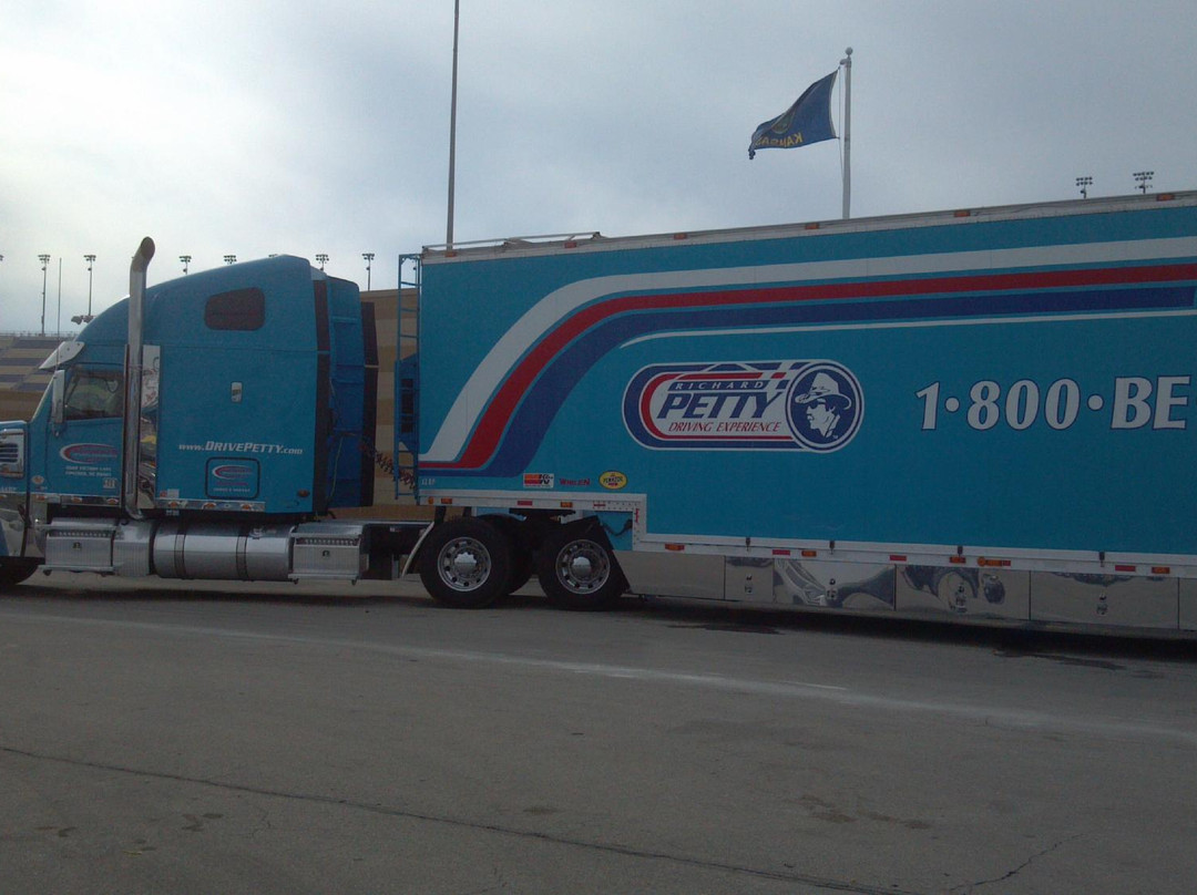 Richard Petty Driving Experience-堪萨斯城必去景点