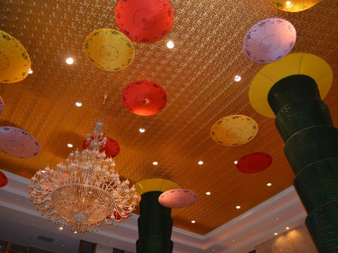 中威蓝海御华大饭店(无锡惠山万达广场店)主图