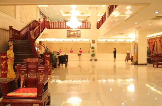 飞天大酒店主图