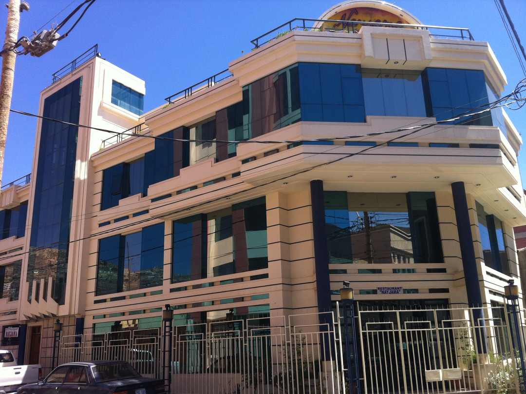 奥鲁罗餐馆和美食-Nayjama