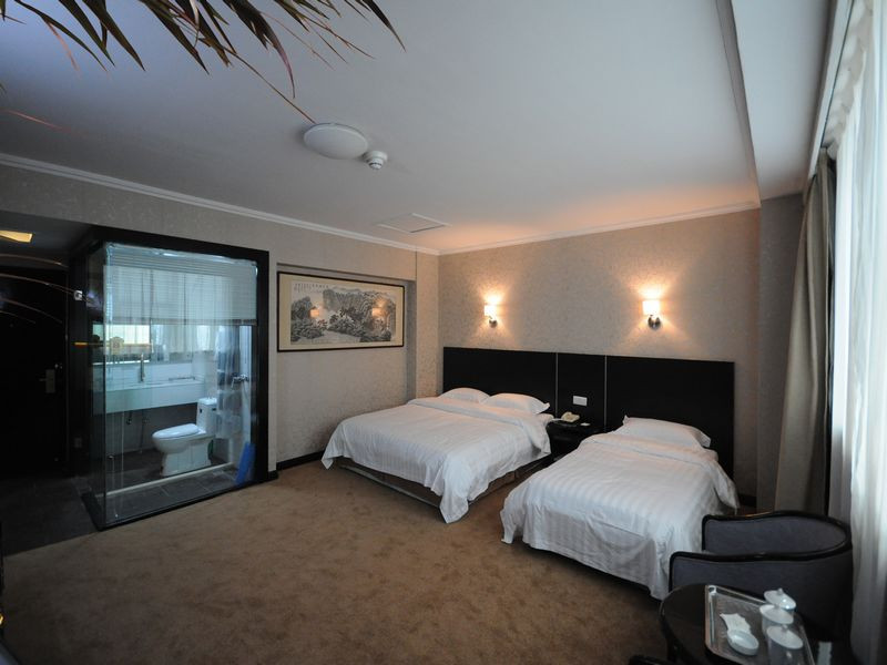 连云港速8步行街店主图