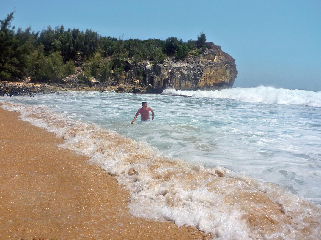 船难海滩-坡伊普必去景点