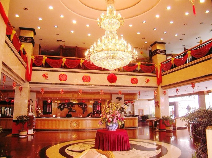 龙腾大酒店主图