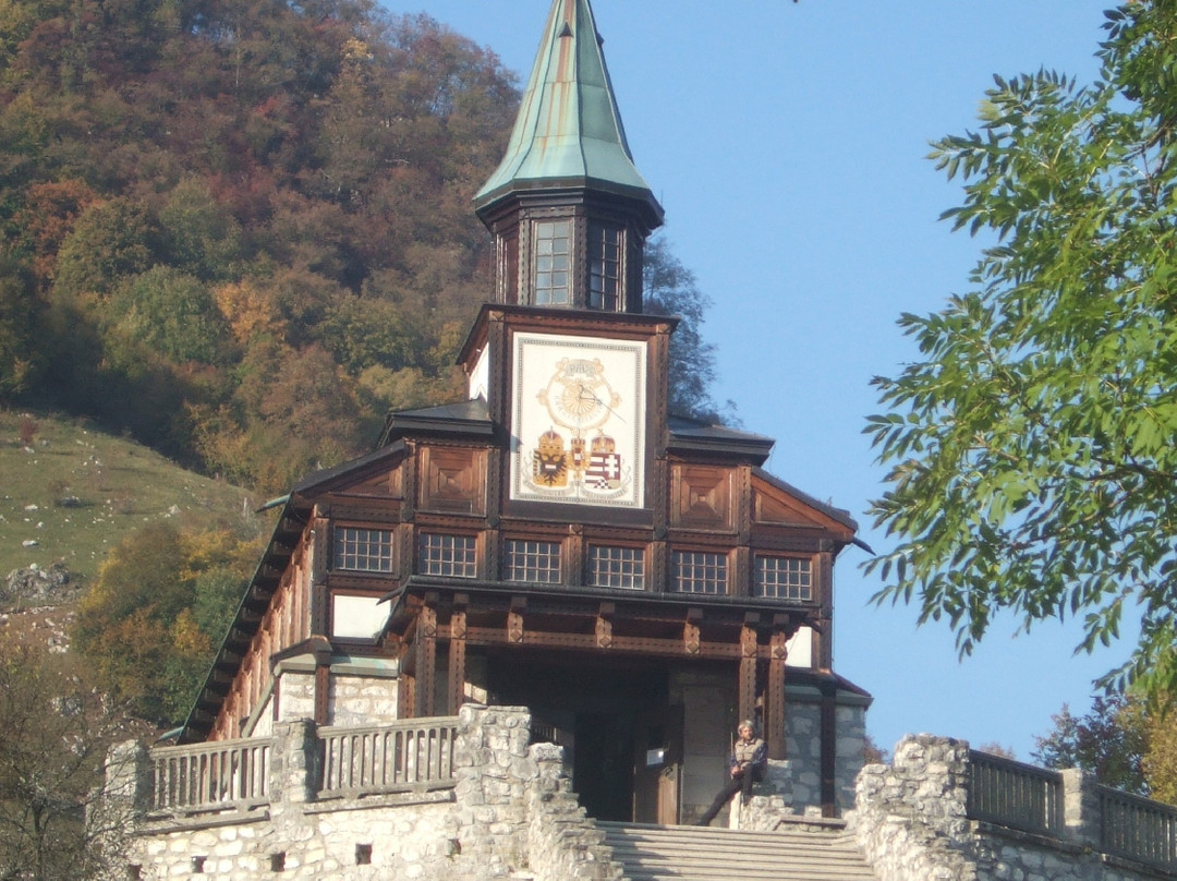 Javorca, Memorial Church of the Holy Spirit-Tolmin必去景点