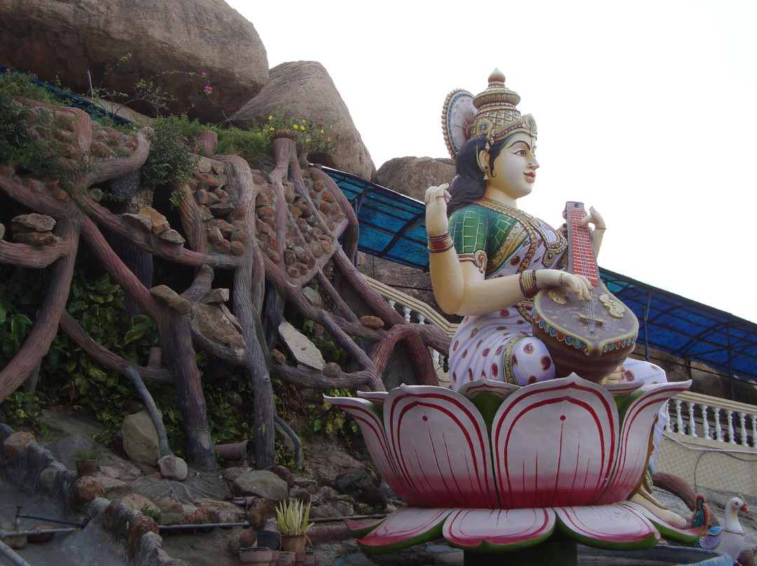 Sri Vidya Saraswathi Shani Temple景点图片