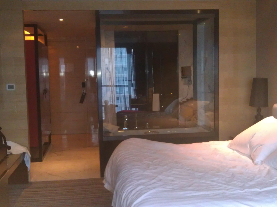 重庆富力艾美酒店主图