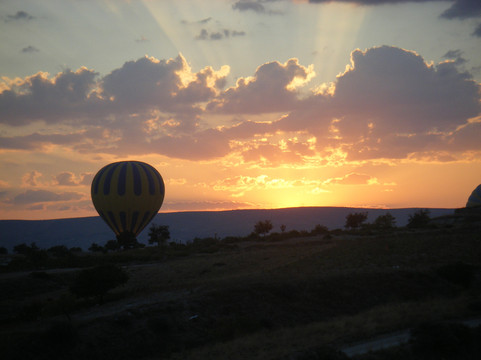 Butterfly Balloons-格雷梅必去景点