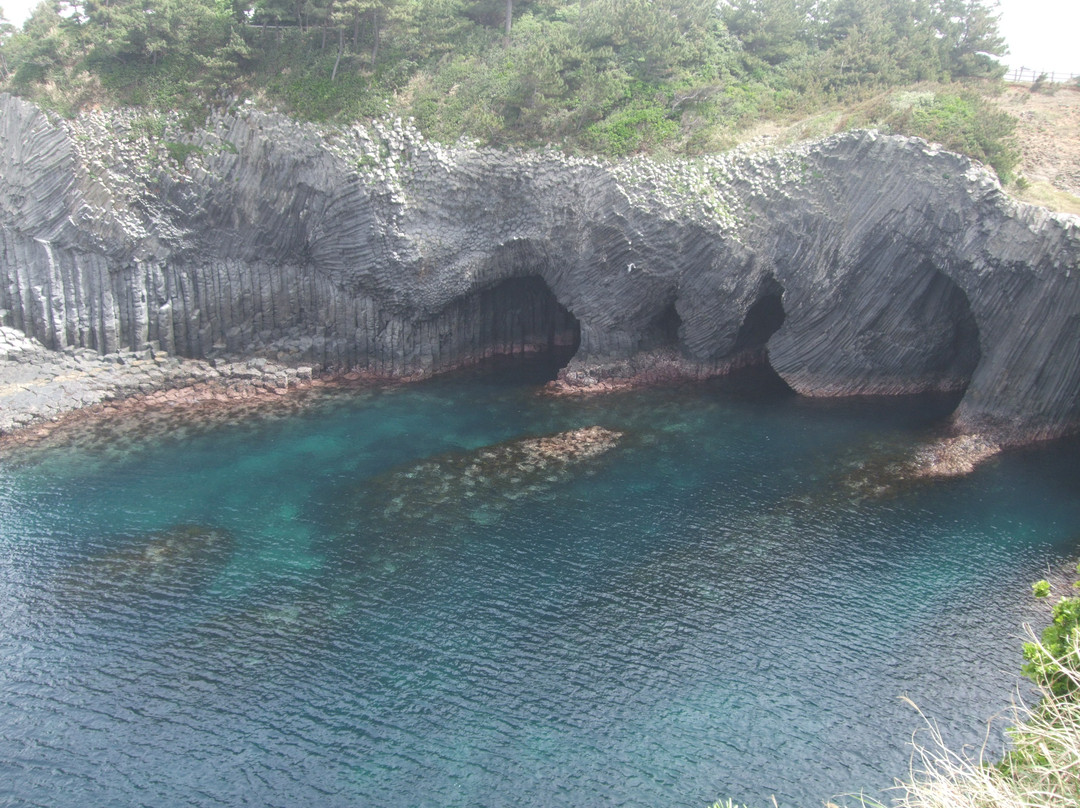 Nanatsugama Caves景点图片