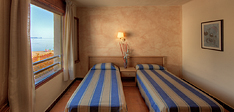 Hostal Restaurante Es Bas-官方