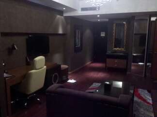 龙运大酒店主图