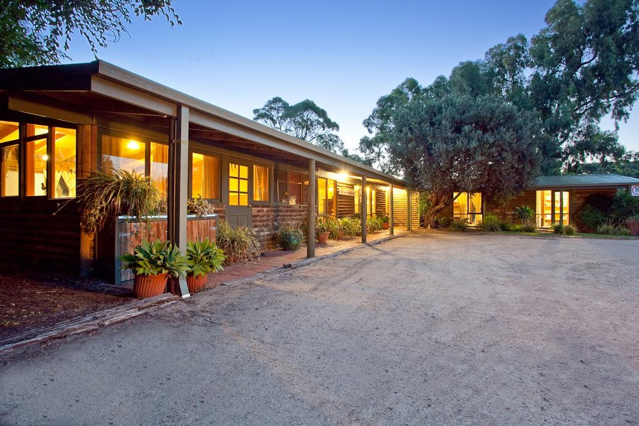 Bayplay Lodge
