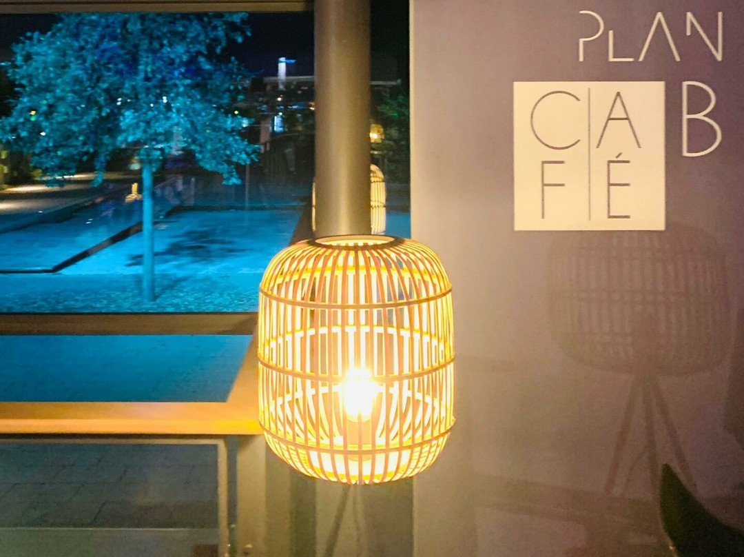 Cafe Plan B