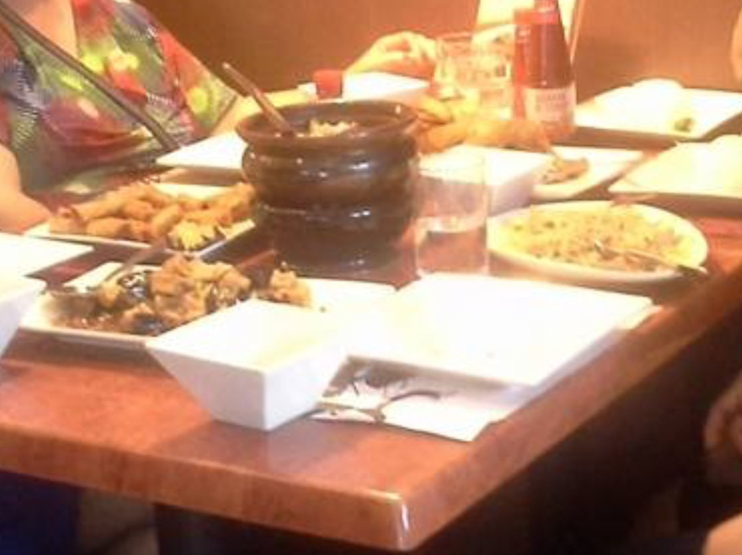 Rodriguez餐馆和美食-Max's Restaurant