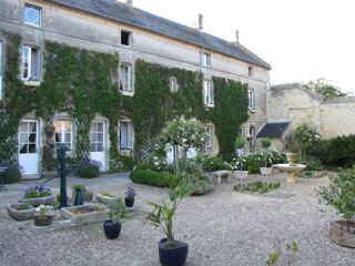 Le Clos St.-Bernard-客卧