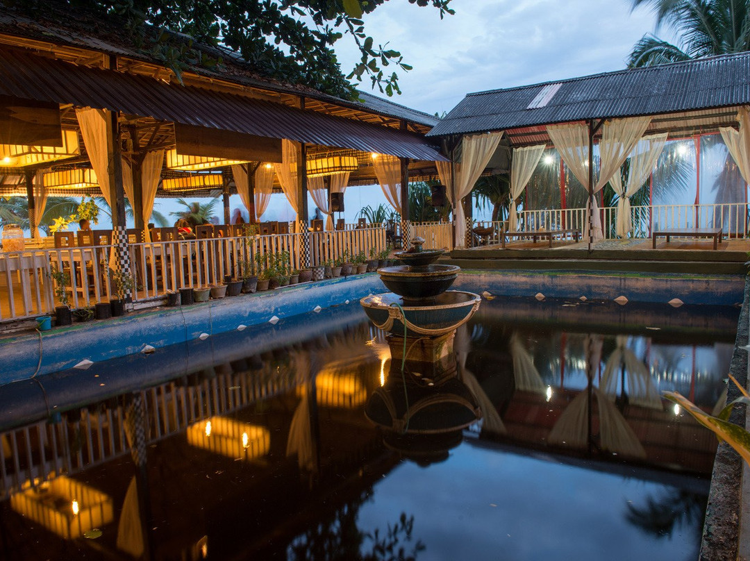 Penajam餐馆和美食-Kemala Beach & Resto