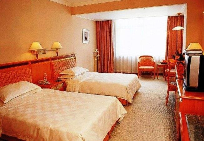 航空金雁酒店主图