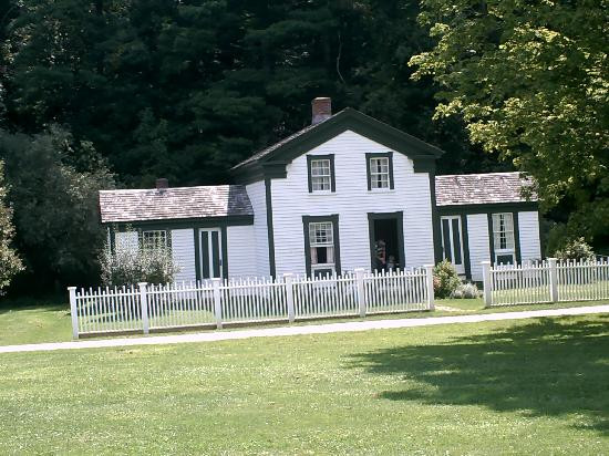 Hale Farm & Village-Bath必去景点