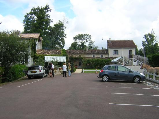 Le Petit Moulin主图