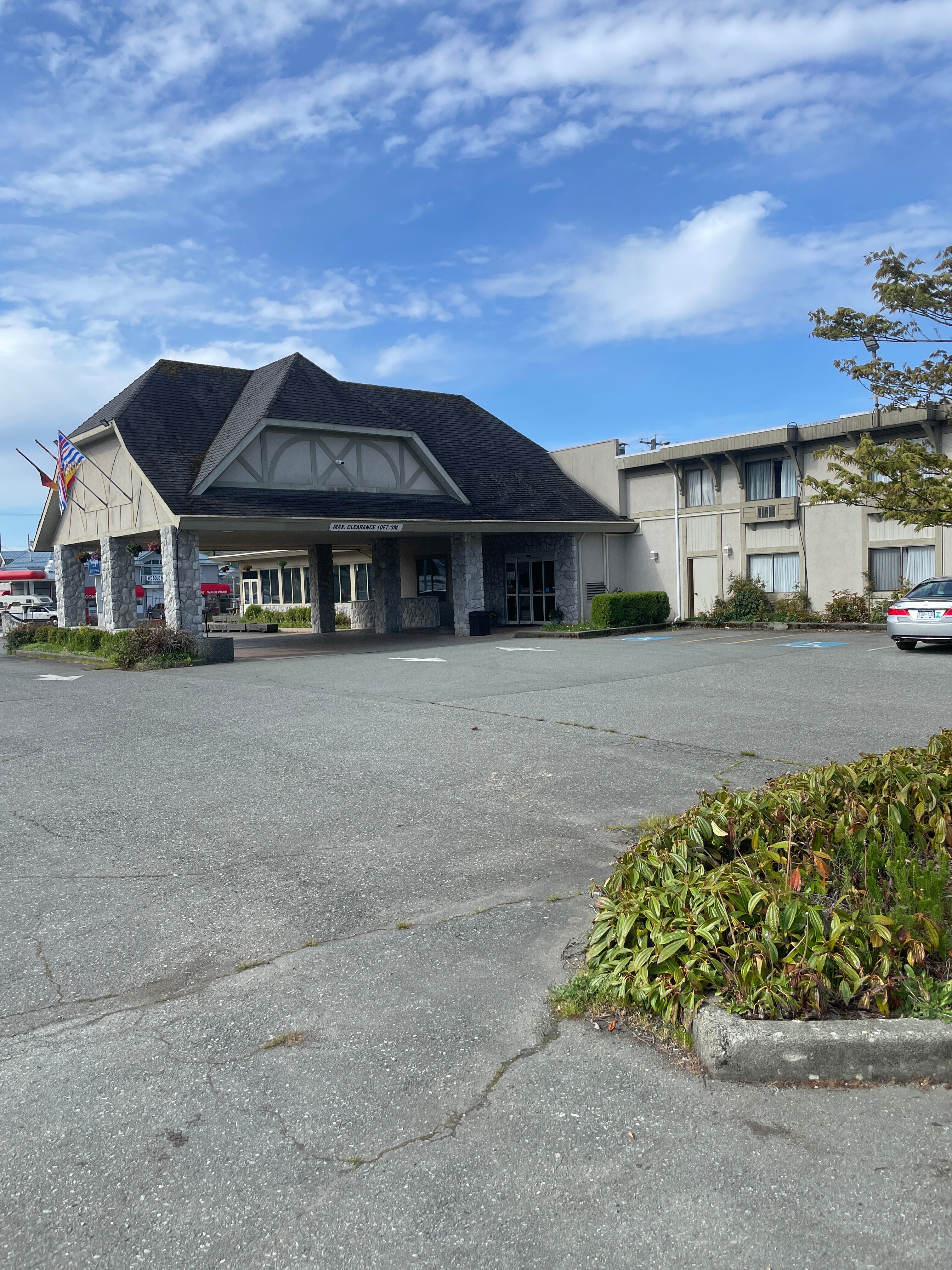 The Hospitality Inn-官方