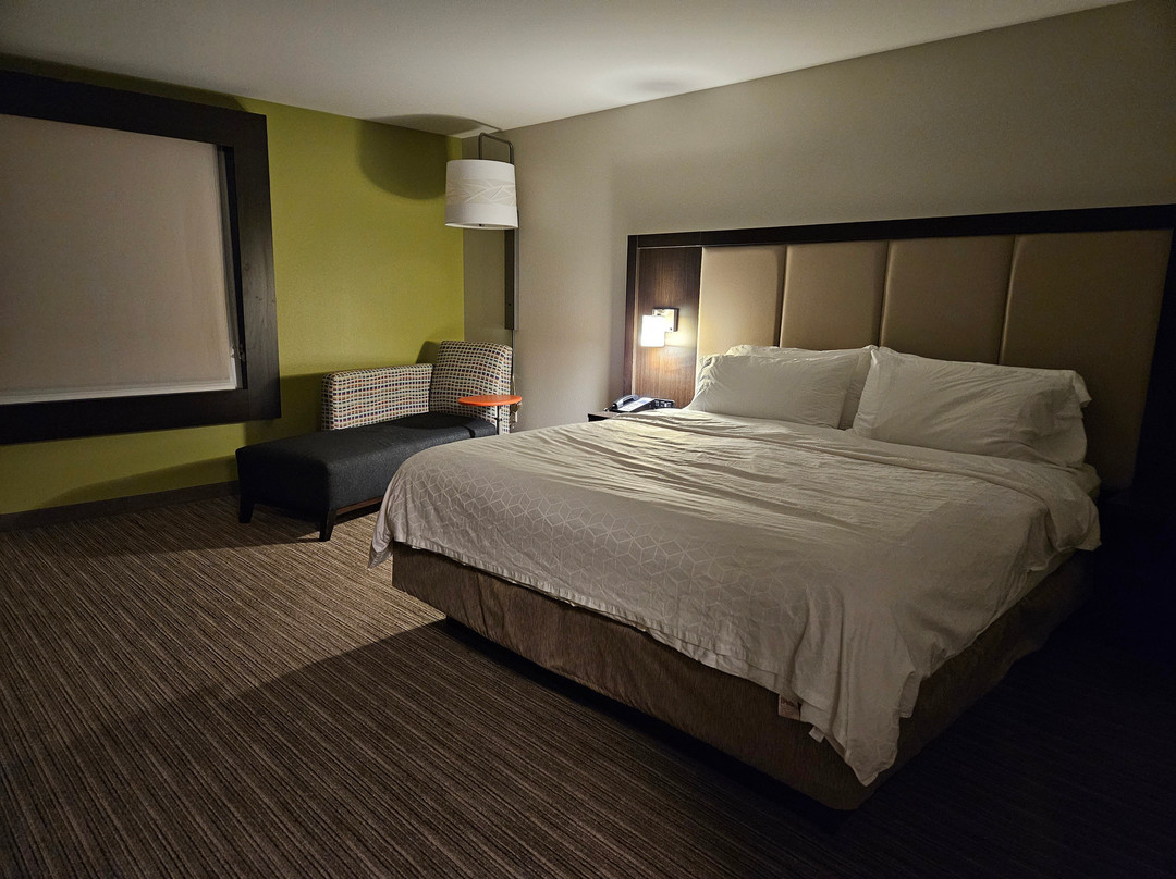 Holiday Inn Express & Suites Mount Vernon By IHG主图