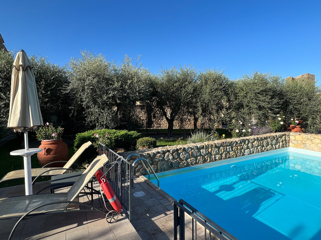 Hotel Monteriggioni主图