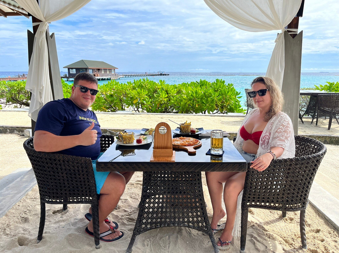 拉环礁餐馆和美食-Cafe Mass