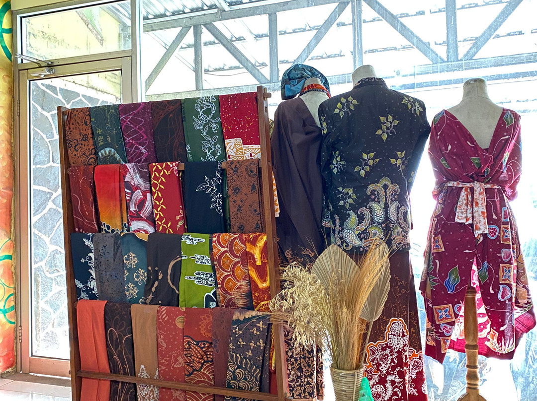 Saniyya Batik & Butik-Muntilan必去景点