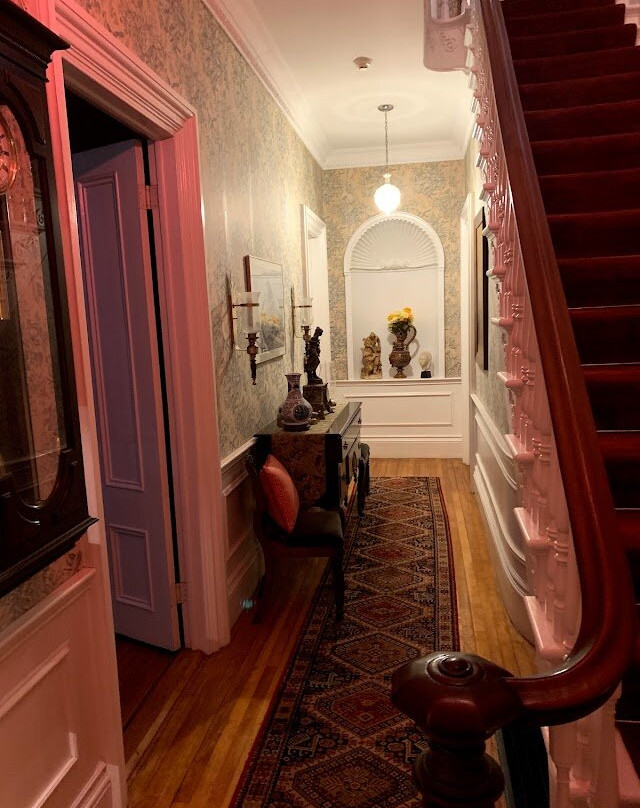 The Homeport Inn & Tavern主图