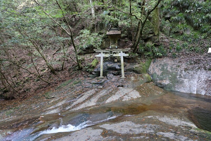 Ryuchin Shrine景点图片