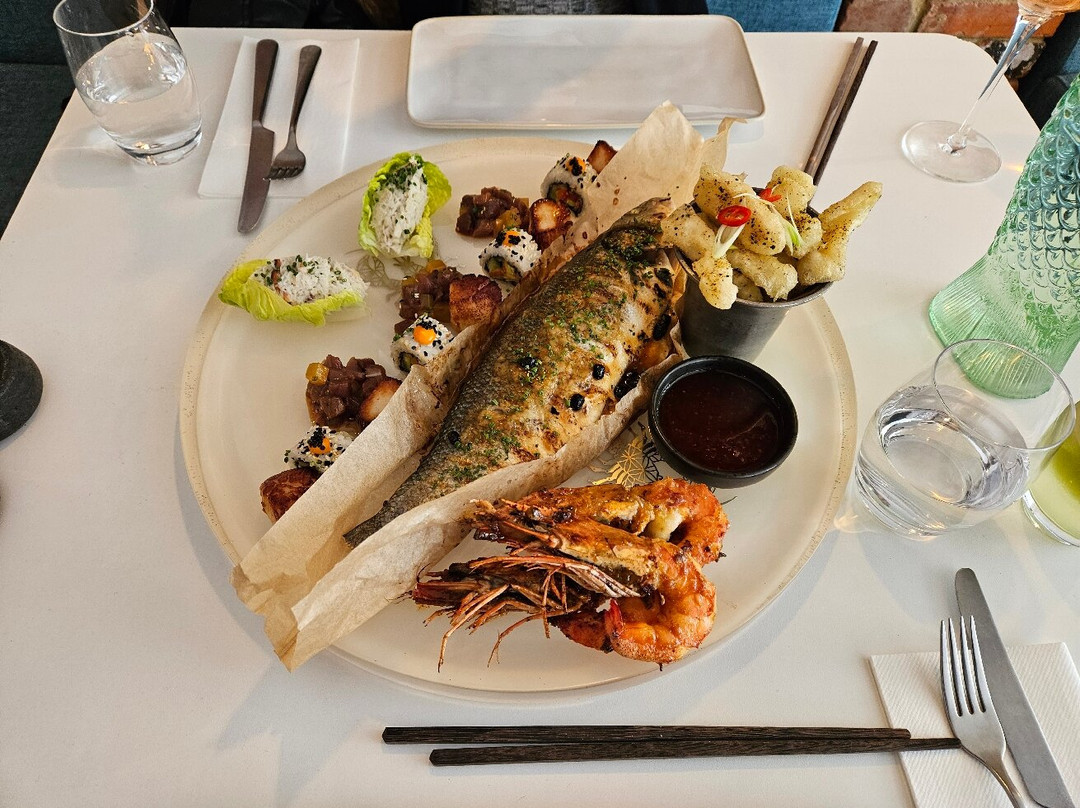 Smoking Lobster Cowes