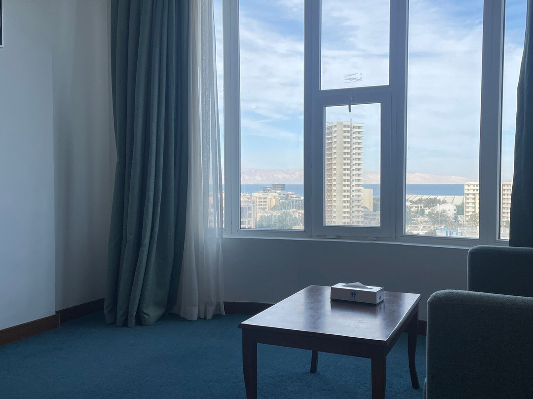 International Hotel Kish主图