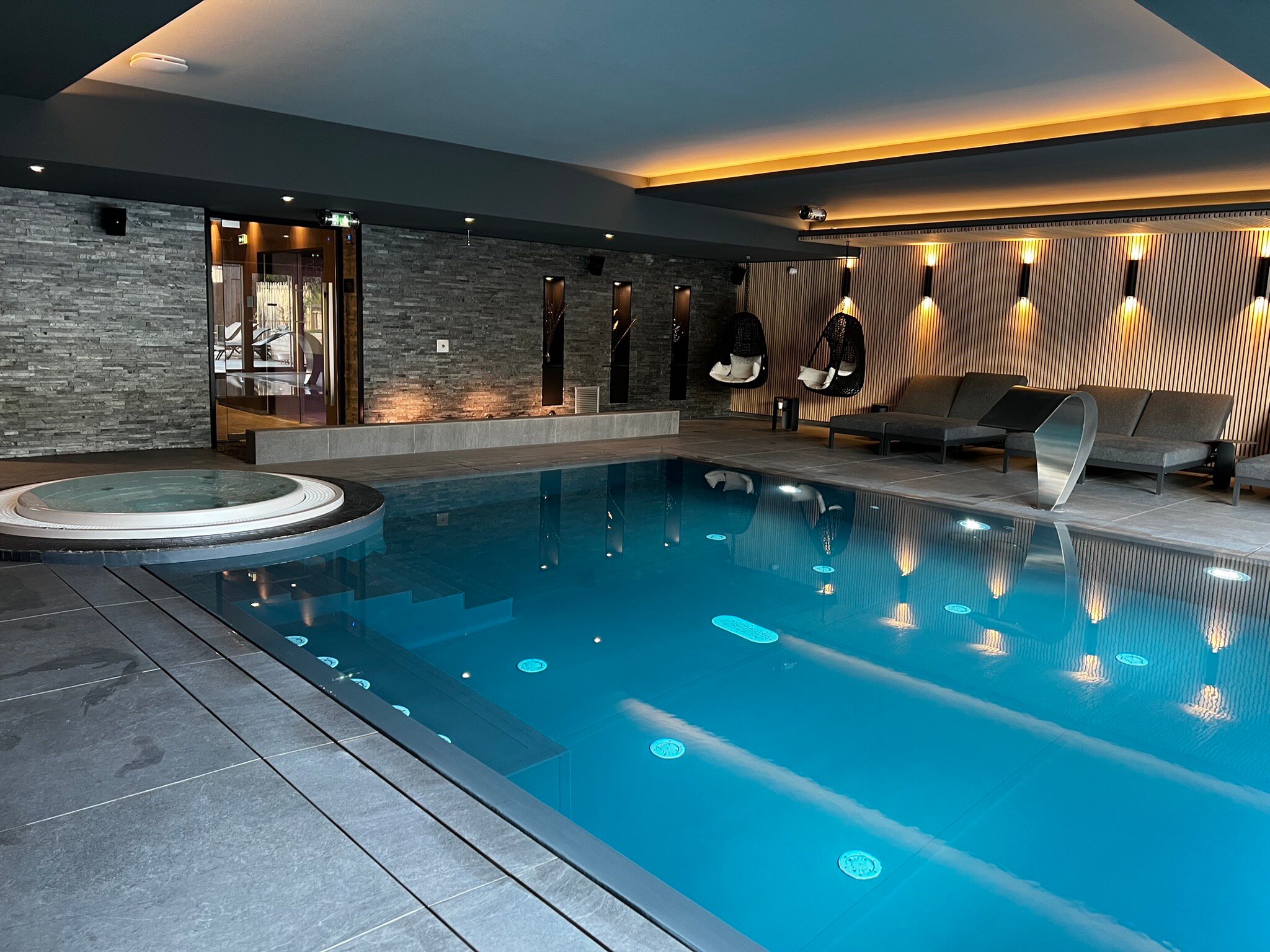 Best Western Premier Le Chapître-官方