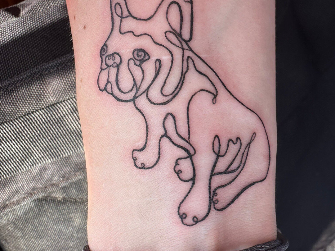 Mr.inkzide Tattoo Studio景点图片